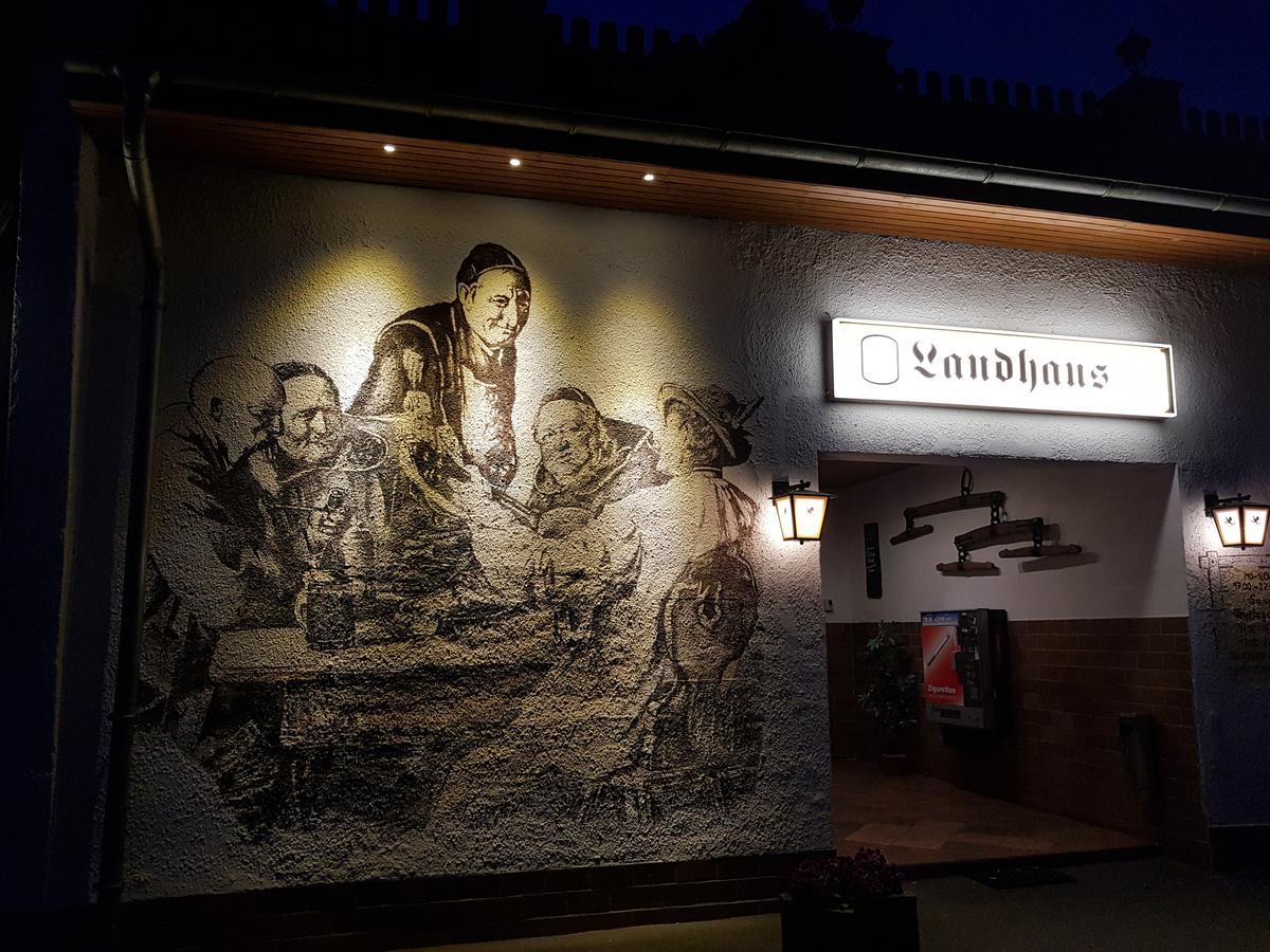Отель Landhaus Dargelin Behrenhoff Экстерьер фото